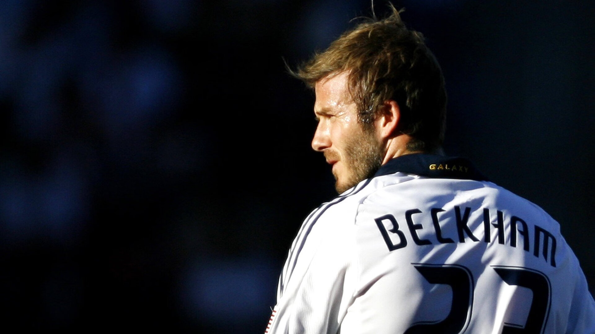 世界杯狂热夜：精彩瞬间点燃全场！，世界杯夜宵